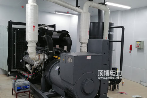 自啟動變成全自動柴油發(fā)電機(jī)組只差一套自動轉(zhuǎn)換開關(guān)柜